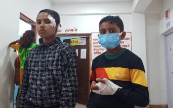 बैतडीमा पुल भत्किँदा दुई विद्यार्थी घाइते 